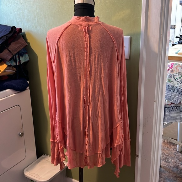 Free People tunic top medium. Light orange - Picture 2 of 6